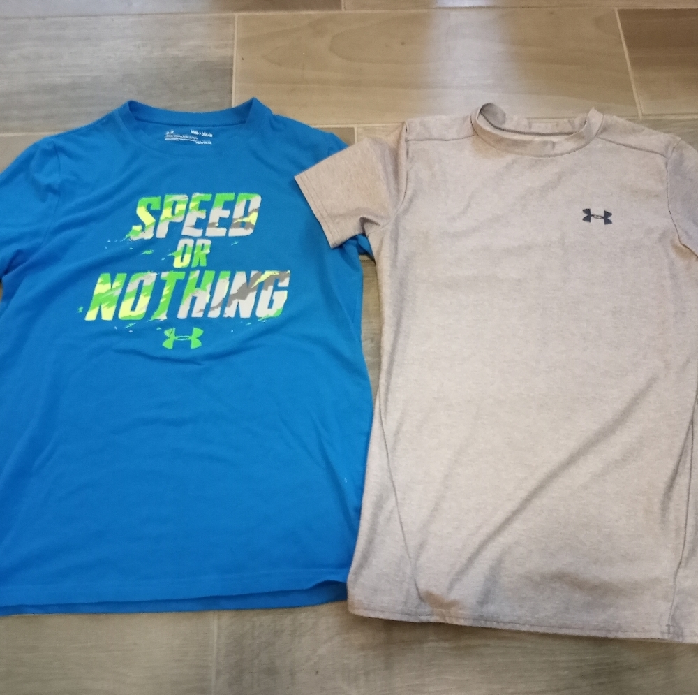Boys size M under Armour shirts